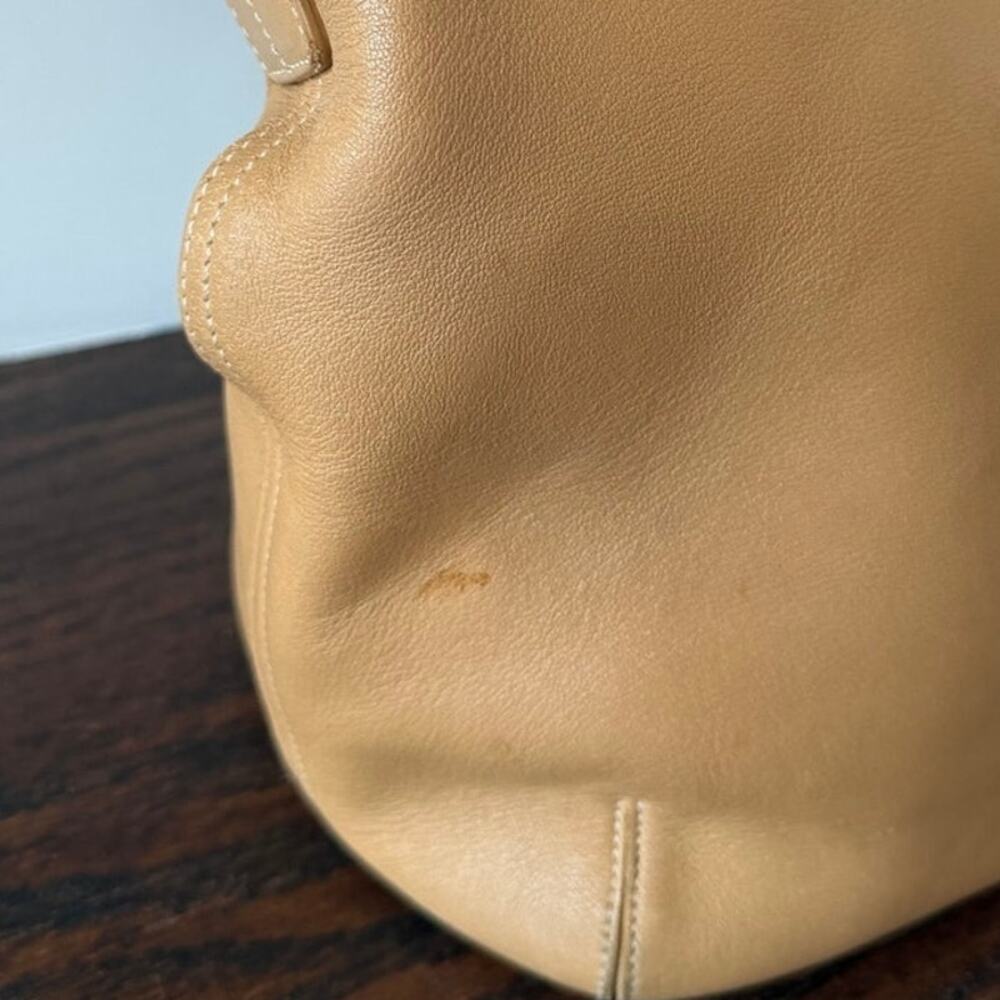 Coach Legacy Soho Tan Leather Bucket Hobo Crossbody Bag (Markings) - Picture 3 of 10
